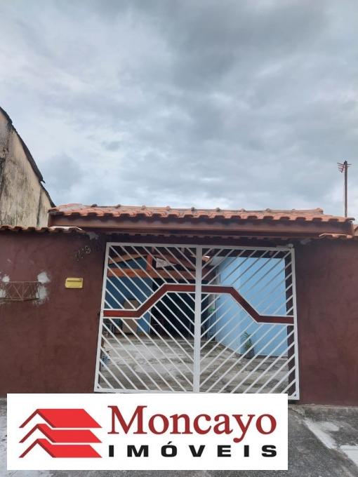 Casa à venda com 3 quartos, 190m² - Foto 1