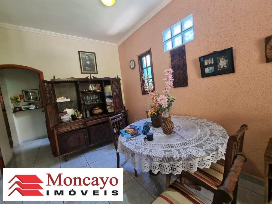 Casa à venda com 3 quartos, 430m² - Foto 15