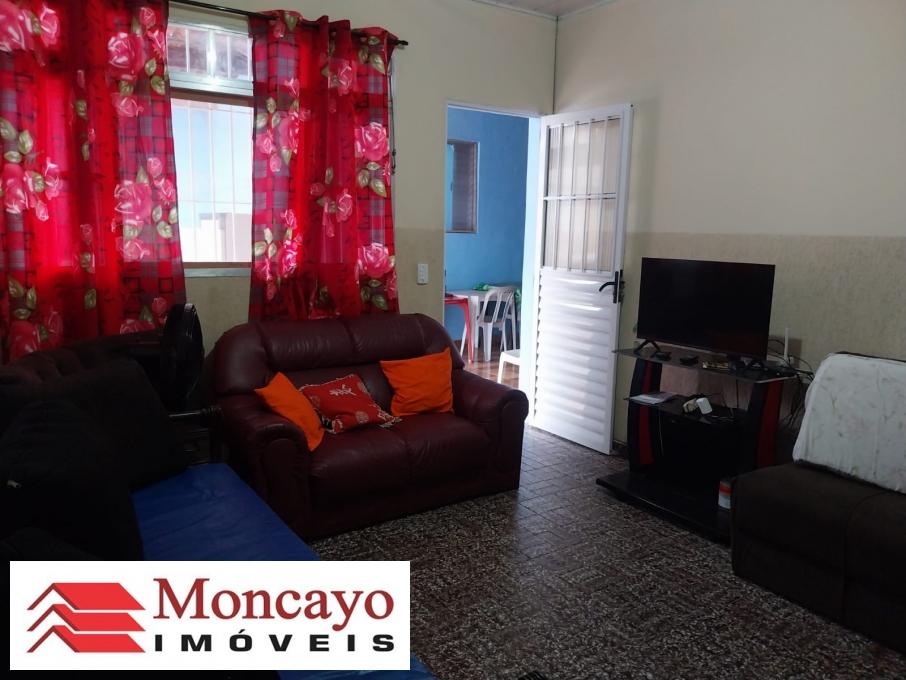 Casa à venda com 3 quartos, 190m² - Foto 2