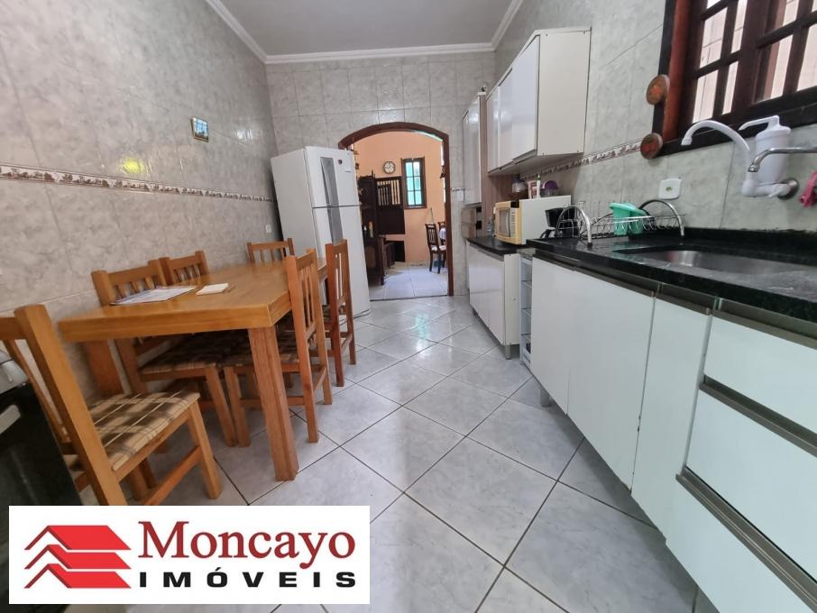 Casa à venda com 3 quartos, 430m² - Foto 16