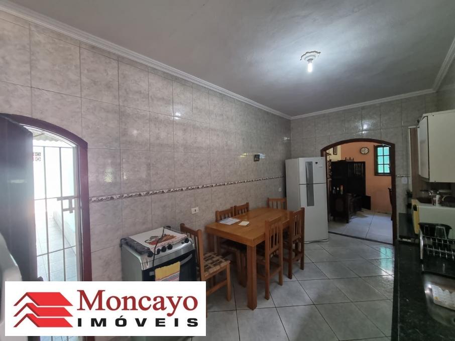 Casa à venda com 3 quartos, 430m² - Foto 3
