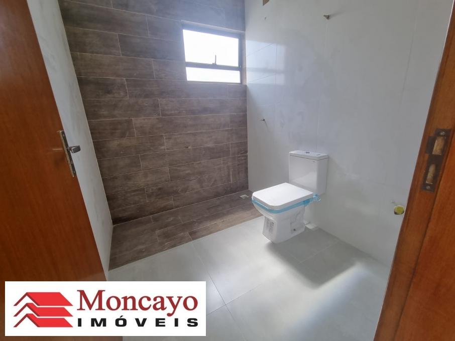 Casa à venda com 3 quartos, 360m² - Foto 2